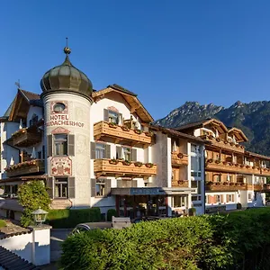 Staudacherhof In I Blick Aufs Zugspitzmassiv I Einzigartige Bayurvida Kueche Hotel